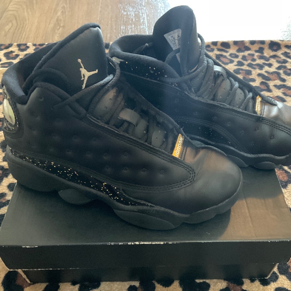 Jordan Retro 13 PRESCHOOL SNEAKERS SIZE 1.5Y